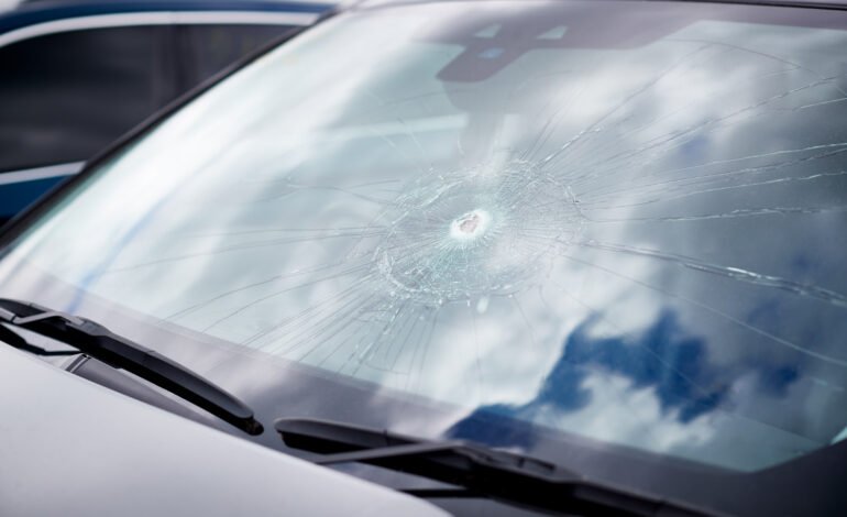 Araçlarda Ön Cam Koruma Filmi ile Güvenlik ve Konfor Artıyor